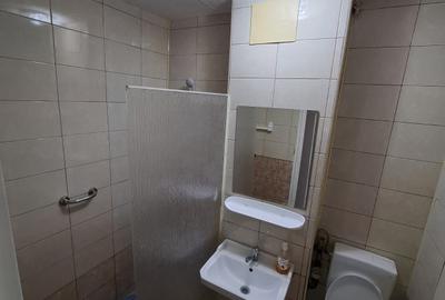 Brancoveanu ,bl.reabilitat,et.4/10,DECOMANDAT,Liber - 9