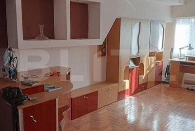 Apartament 4 camere ,decomandat, 90 mp , Micro 17 - 10