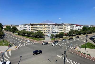 Apartament cu 3 camere decomandat în Brăilei - 12