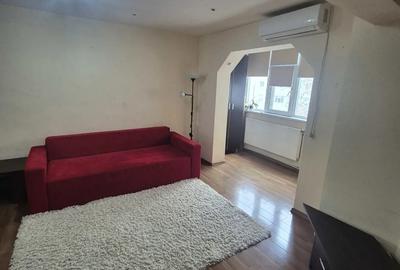 Vand apartament cu 2 camere situat central - 9