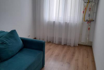 Năvodari -Liceul Lazăr Erdeleanu -3 camere-centrală gaze- termen lung -400 euro - 5
