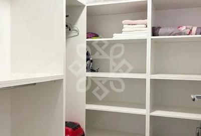 Apartament cu 3 camere decomandat în Nufărul