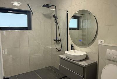 Apartament cu 3 camere decomandat în Malu Mare - 6