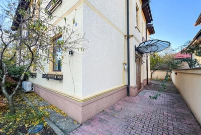 Casă cu 5 camere cu Canalizare în Floreasca