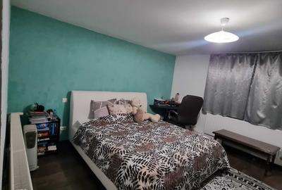 Casă cu 3 camere în Central