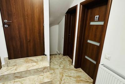 Casă cu 7 camere cu Teren 197 Mp în Rahova - 10