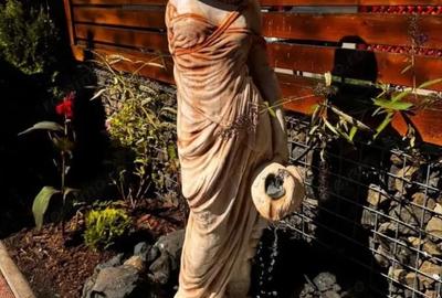 Casă cu 2 camere cu Teren 20 Mp în Ceangăi