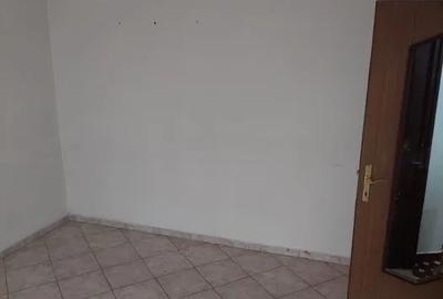 2 camere | decomandat | bloc an 1984 | 400 m Metrou Crangasi - 2
