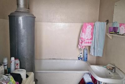 Casă cu 2 camere cu Teren 330 Mp în Lunei - 1