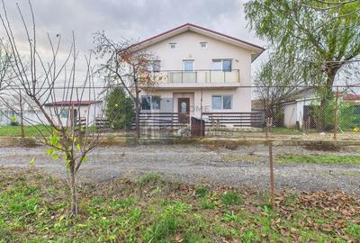 Casă individuală cu 4 camere cu Teren 412 Mp în Dragomirești-Vale