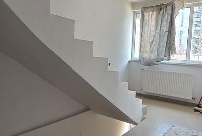 Apartament cu 4 camere în Tei - 8