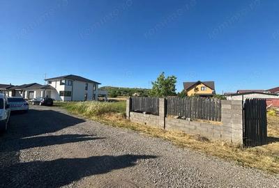 Teren de 800 mp, în Unirii