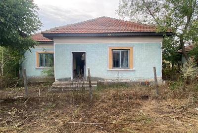 Casă cu 6 camere în Sprâncenata - 8