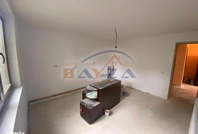 Casă cu 4 camere cu Teren 1200 Mp în Coaș - 1
