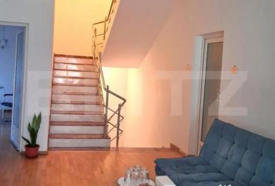 Casă cu 14 camere cu Teren 706 Mp în Soarelui - 13