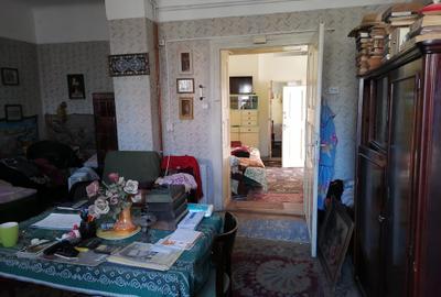 Apartament cu 2 camere semidecomandat în Angofa