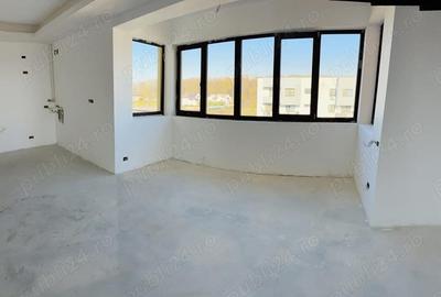 Apartament cu 4 camere decomandat în Central - 8