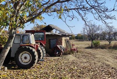 Teren de 3200 mp, în Schineni (Sascut) - 6