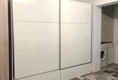 Apartament cu 3 camere decomandat, mobilat în 7 Noiembrie - 7