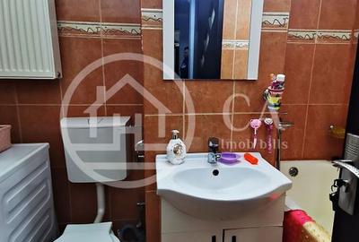 Apartament cu 4 camere de vanzare in Decebal, Oradea - 4