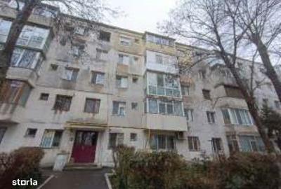 Apartament cu 3 camere în Inel II