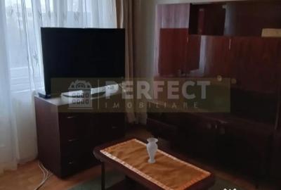 Apartament cu 3 camere semidecomandat în Andrei Mureșanu - 1