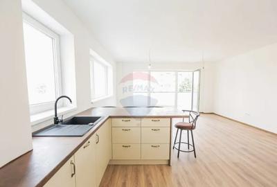 Apartament cu 2 camere decomandat în Răcădău