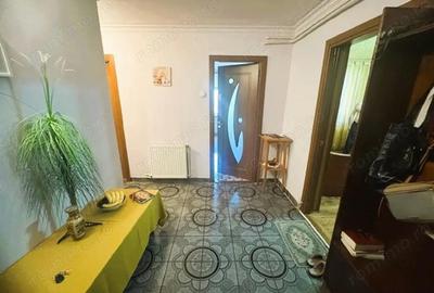Apartament cu 3 camere decomandat în Central - 8