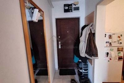 Apartament 2 camere- zona Alexandru cel Bun - 1