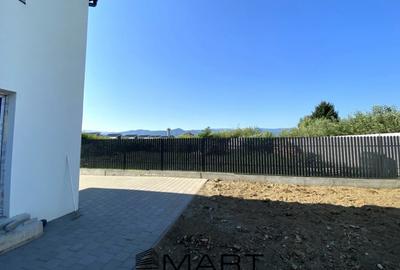 Casă cu 4 camere cu Canalizare în Cristian - 3