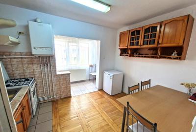 Apartament cu 2 camere decomandat în Hotvon - 5