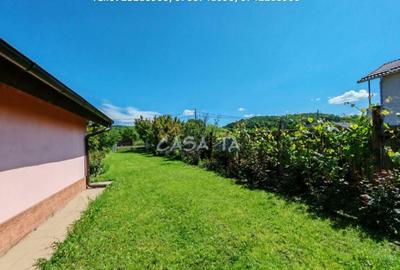 Casa situata in Samarinesti, sat Valea Bisericii - 7