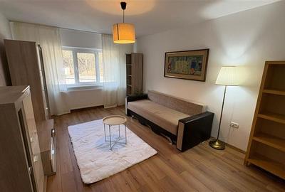 Apartament cu 2 camere decomandat în Răcădău