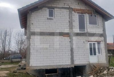 Casa Individuala in satul INOC in zona linistita - 10