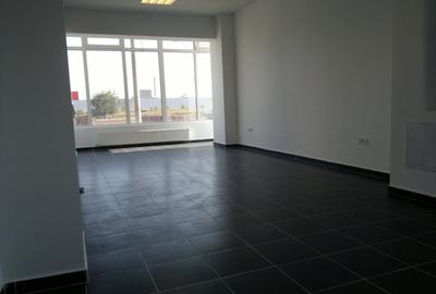 Spațiu Comercial Stradal Militari Residence-Tineretului 13, parter, 64mpu, 700€ - 13