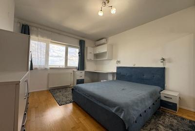 Apartament cu 3 camere decomandat, mobilat în Tei