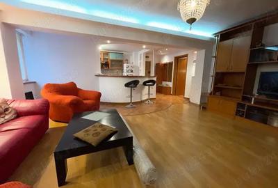 Inchiriez apartament 3 camere