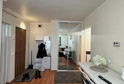 Apartament cu 2 camere decomandat în Trocadero - 22