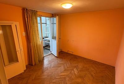 Apartament 3 camere Tiglina III - 1