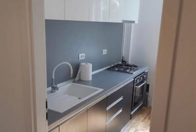 Apartament cu 2 camere decomandat în Tomis II - 3