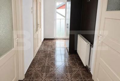 Apartament cu 3 camere în Central - 2