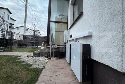 Casă cu 4 camere în Central - 2