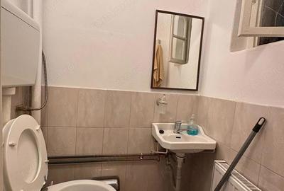 Spațiu comercial, de 140 mp, în P-ța Maria - 12