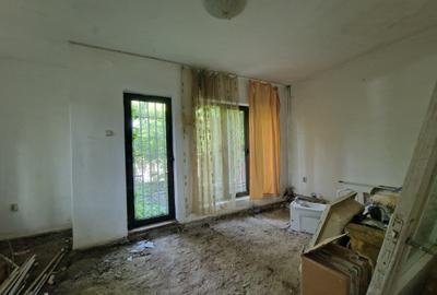 Casă individuală cu 4 camere cu Canalizare în Central - 26