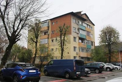 Apartament 2 camere,2 balcoane, etaj 2, Str. Brandu?ei, Targu Jiu - 3