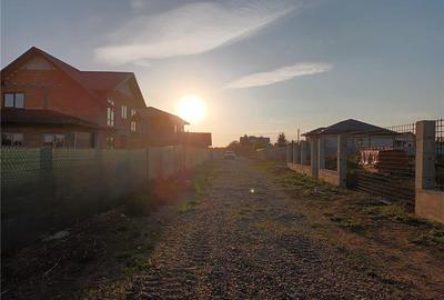 Teren de 700 mp, în Cătămărești - 9