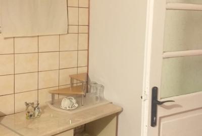 Garsonieră semidecomandată în P-ța Romană - 13