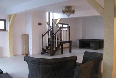 Inchirieri spatiu birou - 532 mp , terasa - 4