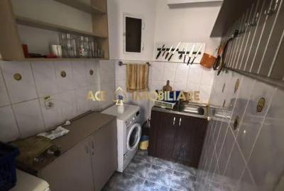 Apartament cu 4 camere decomandat în Unirii - 6