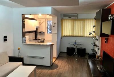 Titan Metrou,et.2/10,Amenajata, mobilata,Liibera - 1